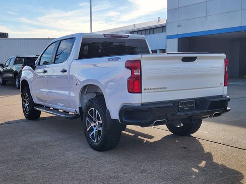 Certified 2019 Chevrolet Silverado 1500 LT Trail Boss image 8