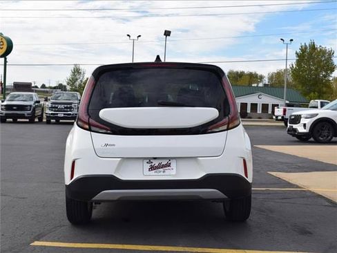 Used 2023 Kia Soul S image 6