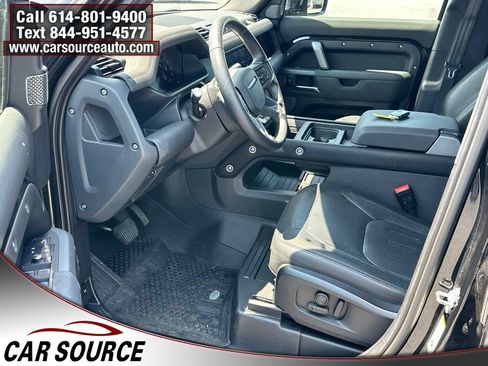 Used 2021 Land Rover Defender 110 X-Dynamic SE AWD/4WD image 10