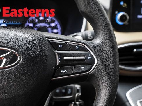 Used 2022 Hyundai Santa Fe SE image 16