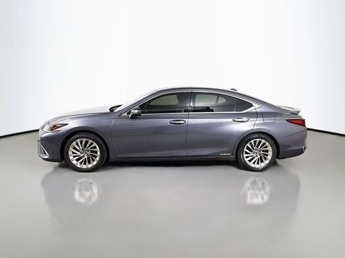 Used 2020 Lexus ES 300h Ultra Luxury image 8