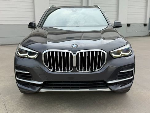 Used 2023 BMW X5 sDrive40i w/ Premium Package RWD image 3