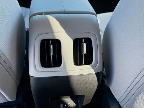 New 2026 Hyundai Tucson SEL FWD image 17