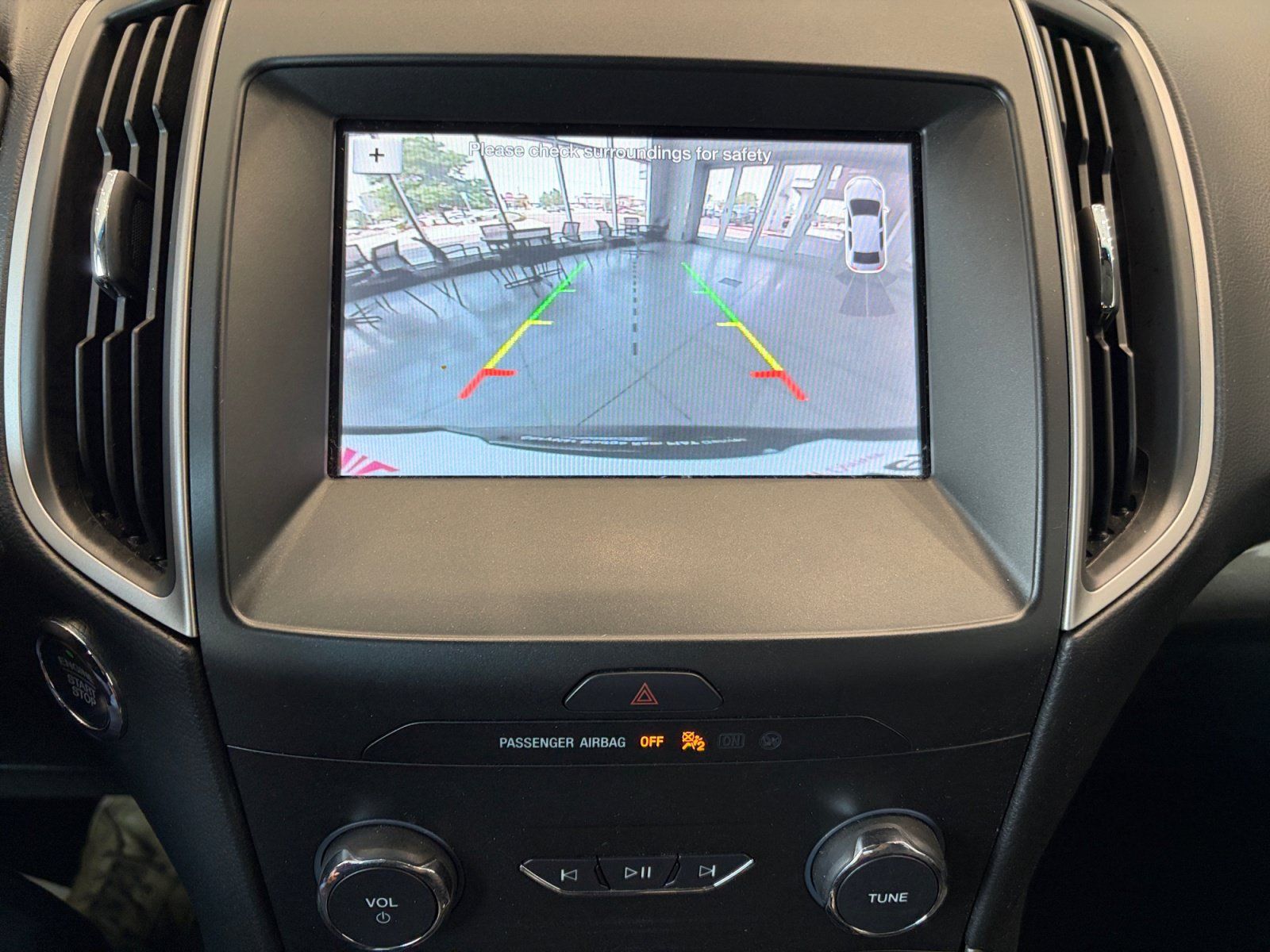 Used 2019 Ford Edge SEL w/ Equipment Group 201A FWD image 22