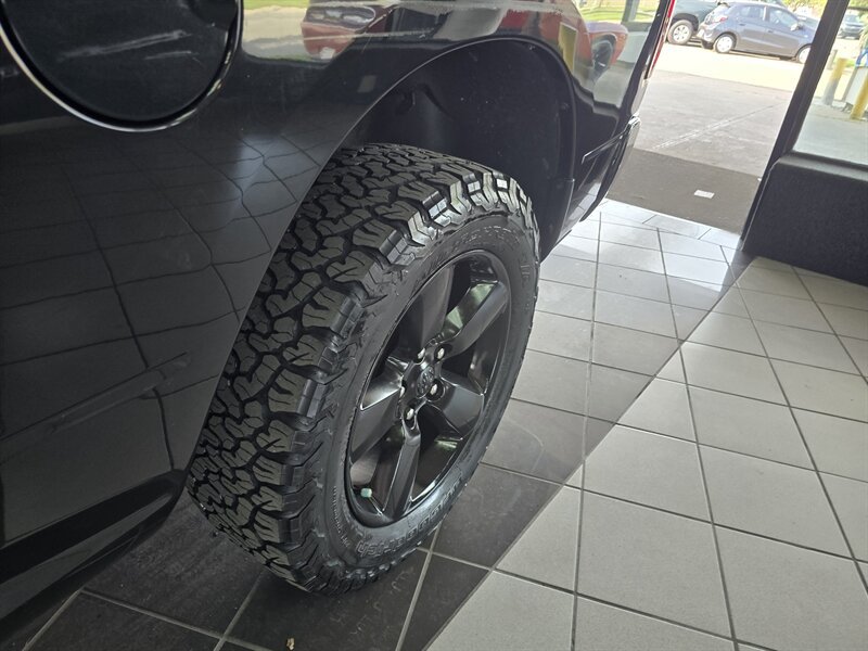 Used 2019 RAM 1500 Express w/ Express Value Package AWD/4WD image 33