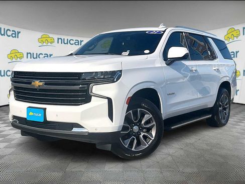 Used 2021 Chevrolet Tahoe LT w/ LT Signature Package image 3