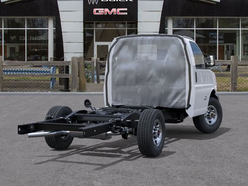 New 2025 GMC Savana 3500 w/ Power Convenience Package image 4