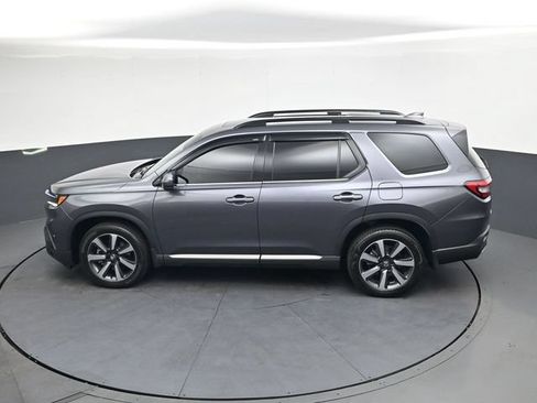 Used 2025 Honda Pilot Touring image 26