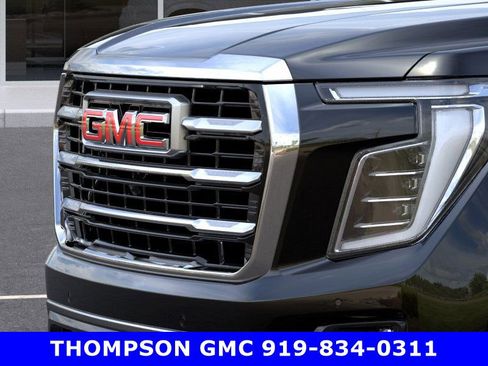 New 2026 GMC Yukon Elevation image 13
