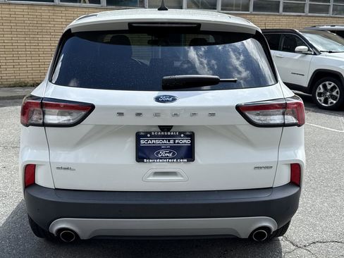 Used 2022 Ford Escape SEL w/ Technology Package AWD/4WD image 5