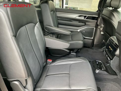 New 2025 Jeep Wagoneer Series II w/ Premium Group I image 21