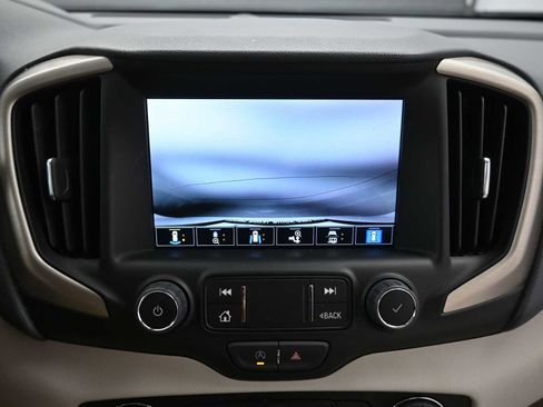 Used 2024 GMC Terrain Denali w/ Denali Premium Package image 23