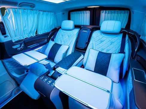 Used 2020 Mercedes-Benz Metris Passenger image 46