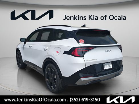 New 2026 Kia Sportage SX FWD image 5