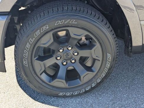 New 2026 RAM 1500 Big Horn AWD/4WD image 13