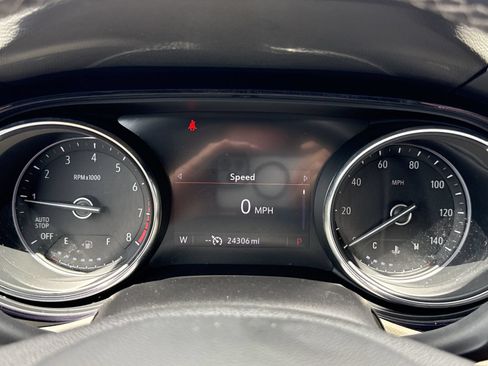 Used 2023 Buick Encore GX Select FWD image 17