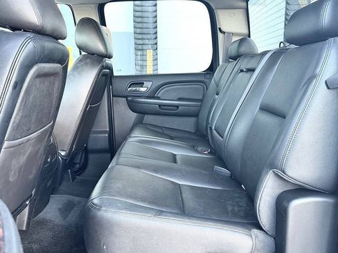 Used 2013 GMC Sierra 3500 Denali AWD/4WD image 14