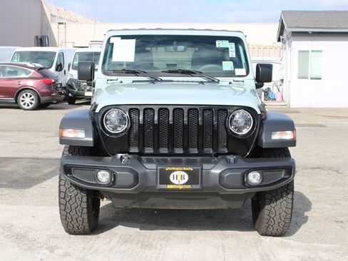 Used 2023 Jeep Wrangler Unlimited Sport AWD/4WD image 2