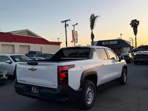 Used 2024 Chevrolet Silverado EV W/T AWD/4WD image 3