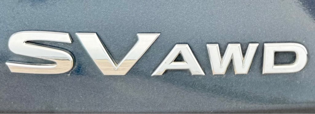 Used 2015 Nissan Rogue SV AWD/4WD image 9