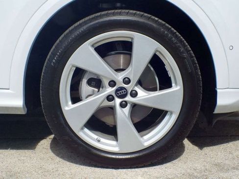 Used 2025 Audi Q5 Prestige image 54