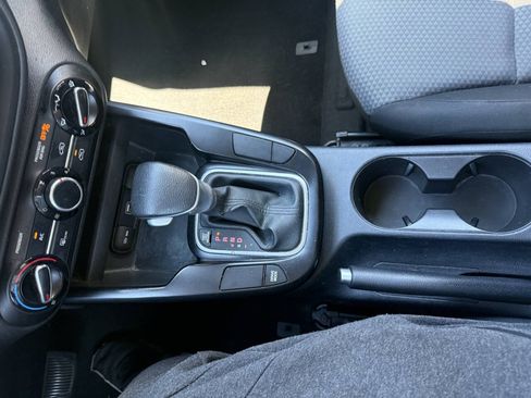 Used 2022 Kia Soul LX w/ Technology Package FWD image 24