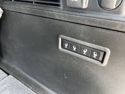 Used 2022 Jeep Wagoneer Series III w/ Convenience Group I AWD/4WD image 11