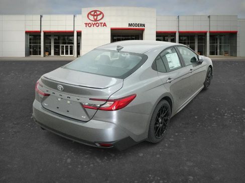 New 2026 Toyota Camry SE FWD image 5