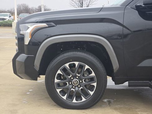 Used 2023 Toyota Tundra Limited image 8