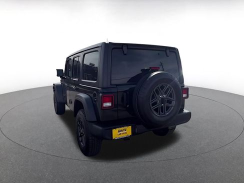 Used 2025 Jeep Wrangler Sport S AWD/4WD image 16