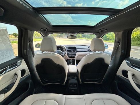 Used 2018 BMW X1 sDrive28i w/ Premium Package FWD image 14
