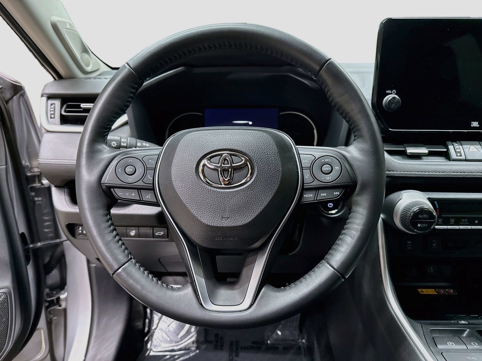Used 2023 Toyota RAV4 XLE Premium AWD/4WD image 14