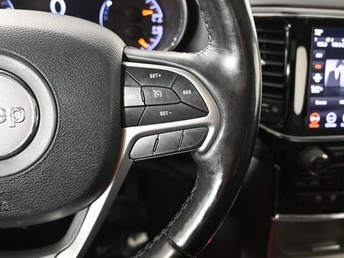 Used 2021 Jeep Grand Cherokee Laredo X image 35