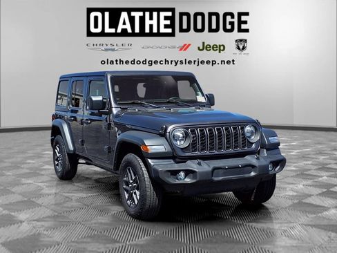 Used 2025 Jeep Wrangler Unlimited Sport AWD/4WD image 29