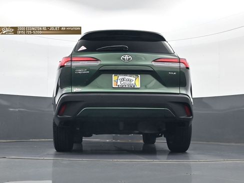 Used 2023 Toyota Corolla Cross XLE w/ Convenience Package FWD image 26
