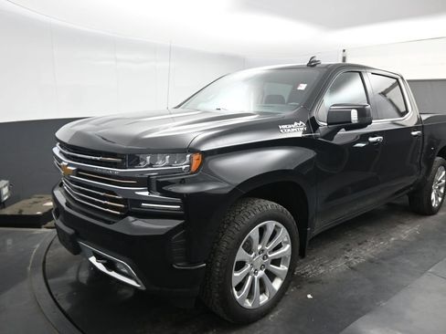 Used 2020 Chevrolet Silverado 1500 High Country w/ Technology Package AWD/4WD image 22