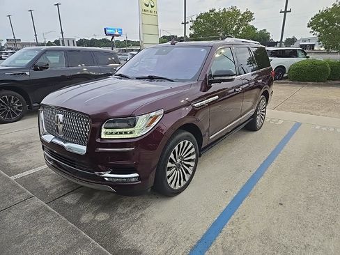 Used 2019 Lincoln Navigator Reserve AWD/4WD image 1