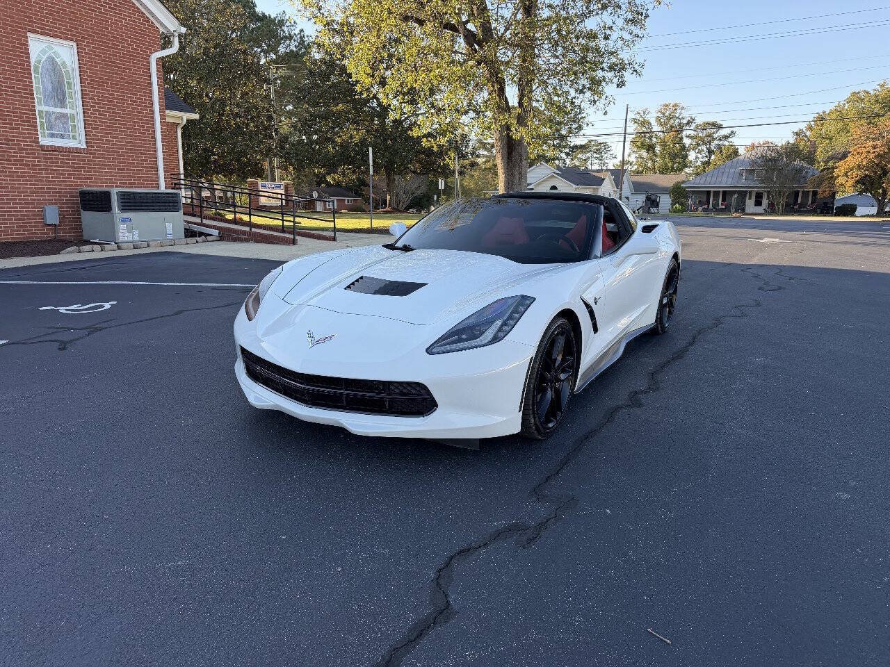 Used 2018 Chevrolet Corvette Stingray Coupe w/ 1LT RWD image 1