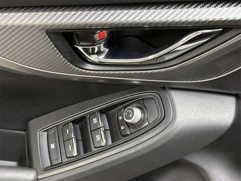 Used 2023 Subaru Crosstrek 2.5i Limited image 11