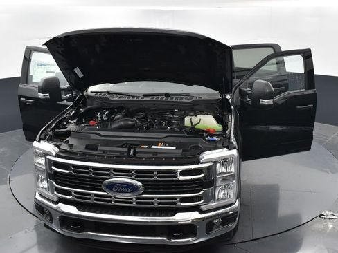New 2026 Ford F250 XLT image 38