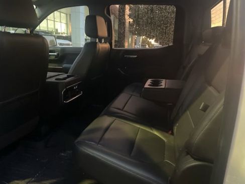 Used 2020 GMC Sierra 1500 SLT image 15