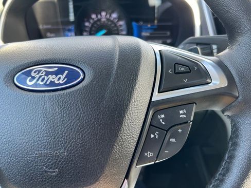 Used 2021 Ford Edge SEL w/ Convenience Package image 16