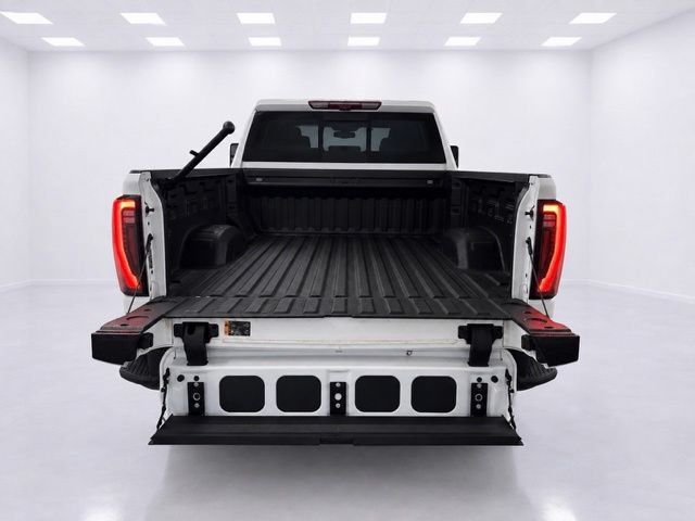 Used 2025 GMC Sierra 2500 AT4X AWD/4WD image 14