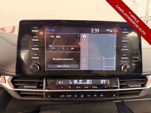 Used 2023 Toyota Sienna XSE image 20