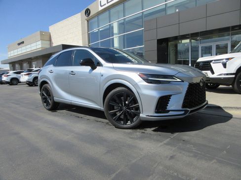 Used 2024 Lexus RX 500h F Sport AWD/4WD image 14