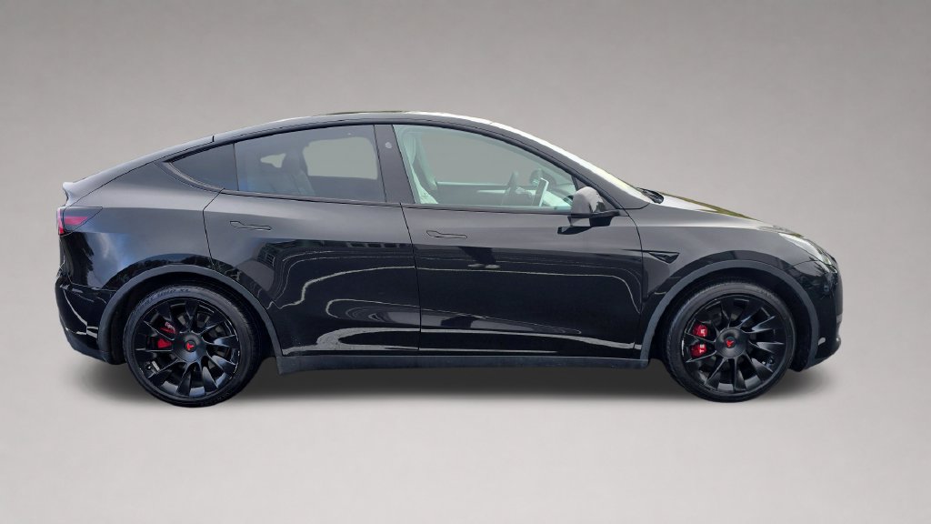 Used 2023 Tesla Model Y Long Range AWD/4WD image 2