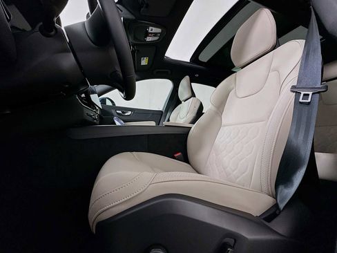 New 2026 Volvo XC60 B5 Core image 19
