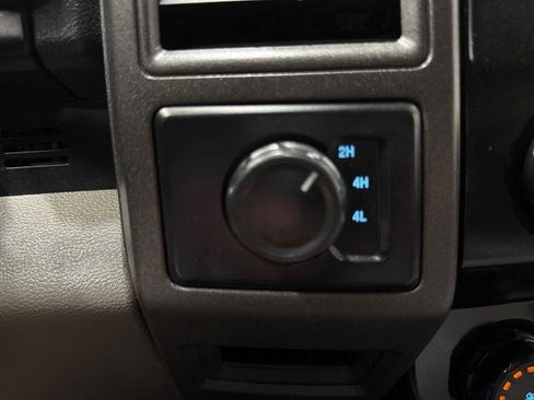 Used 2022 Ford F250 XL w/ Power Equipment Group image 22