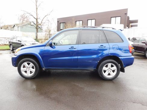 Used 2005 Toyota RAV4 4WD image 21