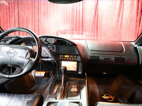 Used 1996 Chevrolet Corvette Convertible image 15